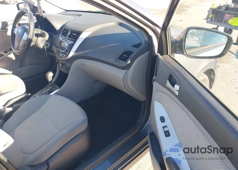 2013 Hyundai Accent Gls z USA, uszkodzony, nr VIN KMHCT4AE3DU357852